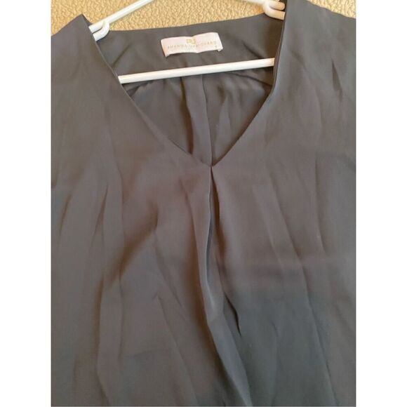 AMANDA UPRICHARD “Laura” black bell sleeve V neck top Size small. - Picture 5 of 7